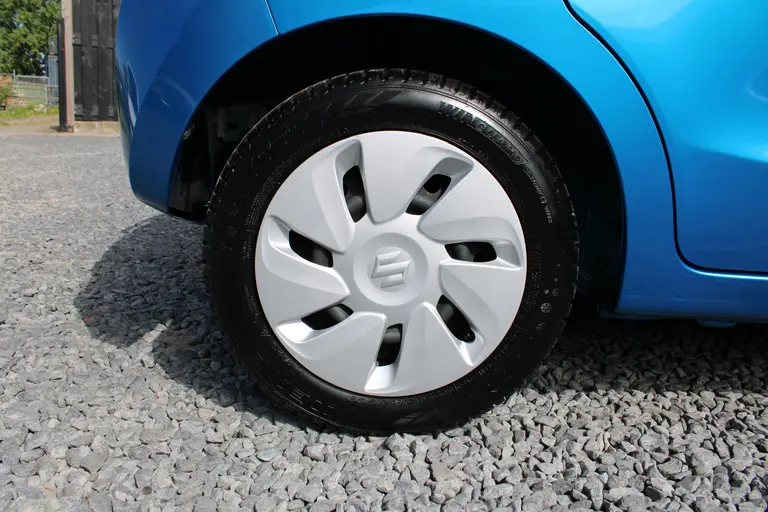 Suzuki Celerio 1.0 Comfort, Dealer onderhouden Airco en Bluetooth afbeelding 4