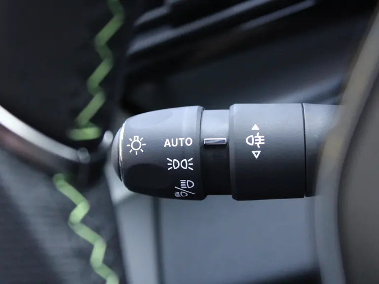 Peugeot 308 SW 1.2 Hybrid 145PK e-DCS6 Automaat GT Navigatie, Rondomzichtcamera, Stoel & Stuurverwarming, Massage, Parkeersensoren afbeelding 24
