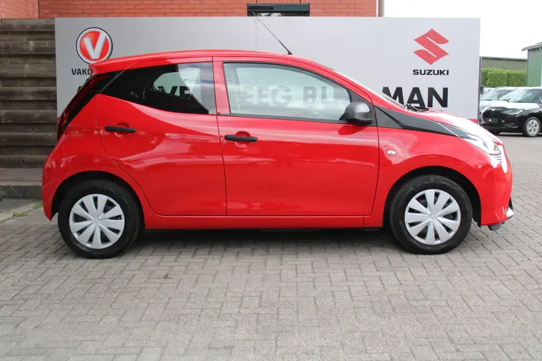 Toyota Aygo 1.0 VVT-i x-fun , 1e Eigenaar en Dealer onderhouden afbeelding 2