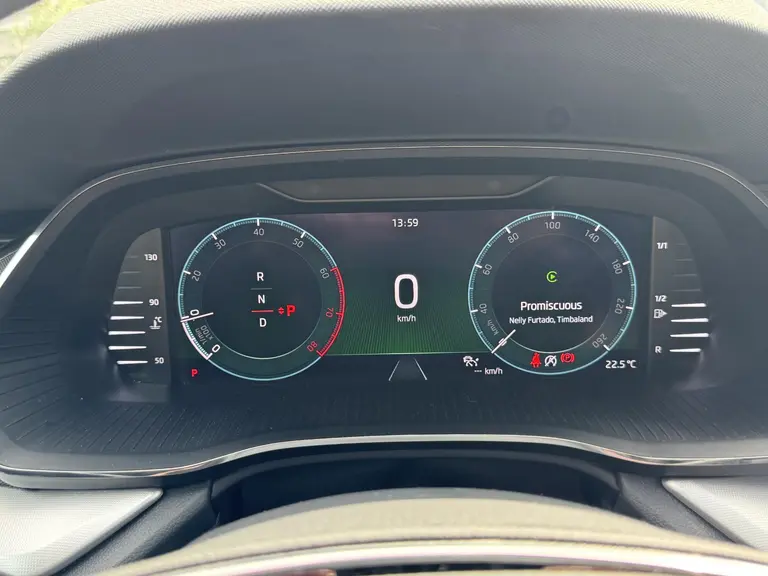 Skoda Octavia Combi Sport Business 1.5 e-TSI 150PK DSG7 Automaat Navigatie, Keyless, Achteruitrijcamera, Elektrische Kofferbak, Apple Carplay, Android Auto afbeelding 19