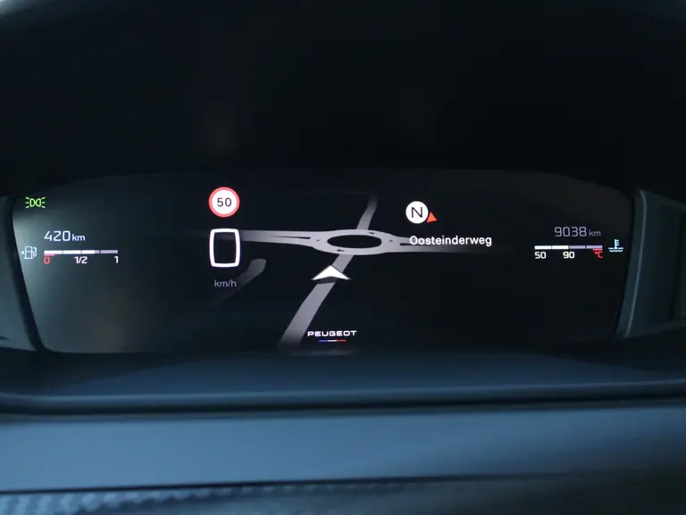 Peugeot 208 Allure 1.2 PureTech 100PK Navigatie, Camera achter, Apple Carplay/Android auto afbeelding 30