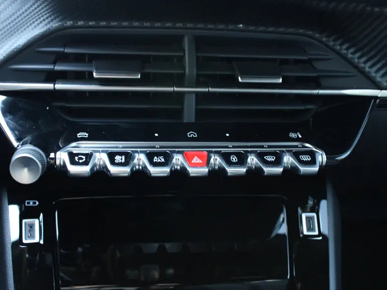 Peugeot 2008 Allure 1.2 Hybrid 145PK e-DSC6 Automaat Navigatie, Keyless, Parkeersensoren, Draadloze telefoonlader, Halflederen Bekleding afbeelding 32