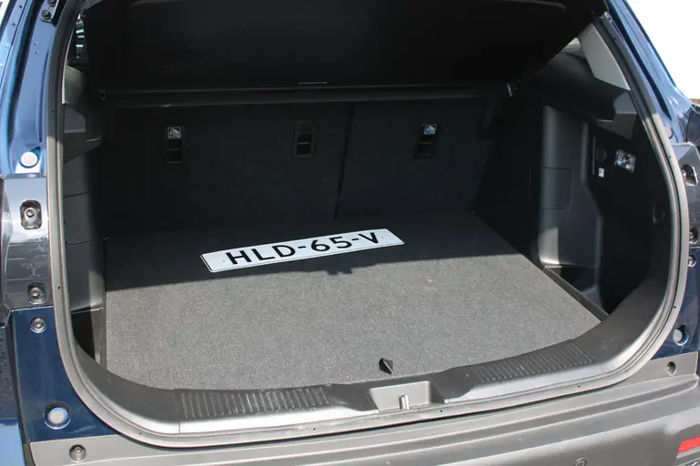 Suzuki S-Cross 1.5 Hybrid Style All season banden, Trekhaak, Parkeersensoren voor en achter, Navigatie, Stoelverwarming, Adaptieve Cruise Control afbeelding 16