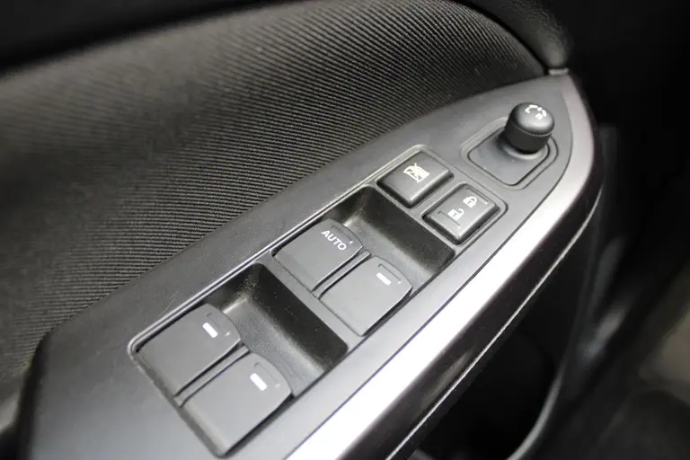 Suzuki Vitara 1.0 Boosterjet Select, Automaat, Trekhaak, Parkeersensoren en Navigatie afbeelding 27