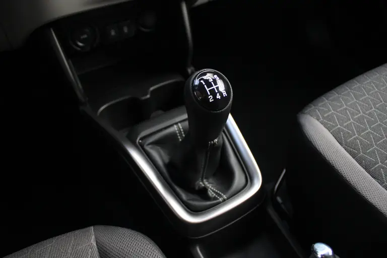 Suzuki Swift 1.2 Style Smart Hybrid GT-Styling Pakket + Extra Accessoires t.w.v. €3.500,- Navigatie, Parkeersensoren, Adaptieve Cruise Control, Automatisch Inklapbare Spiegels afbeelding 24