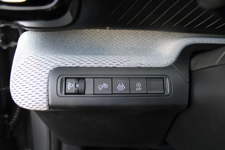 Citroën C3 1.2 100PK Turbo Max Navigatie, Achteruitrijcamera, Climate Control, Cruise Control, Apple Carplay, Android Auto afbeelding 11