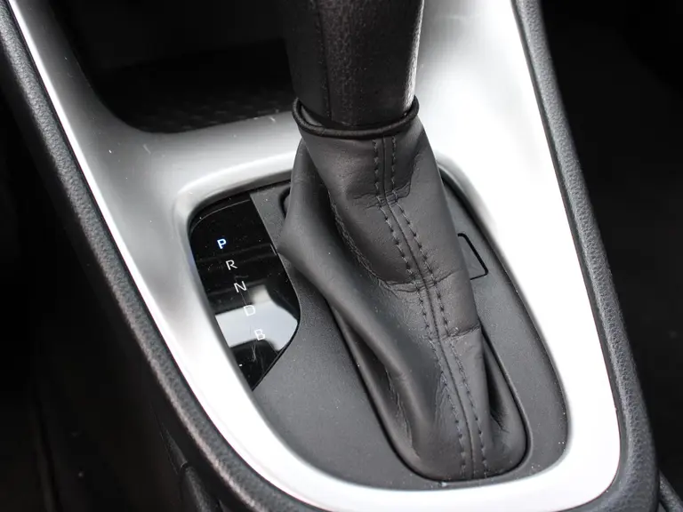 Toyota Yaris Dynamic 1.5 Hybrid 115PK Automaat Lichtmetalen velgen, Achteruitrij camera, Climate Control, KeylessEntry, AppleCarplay/Android Auto Navigatie afbeelding 21