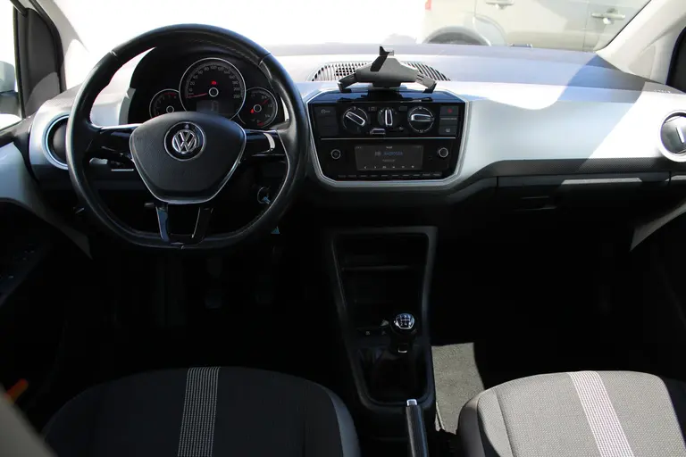 Volkswagen up! 1.0 BMT high up! Bluetooth, Parkeersensoren, LM-Velgen en Keurig onderhouden! afbeelding 7