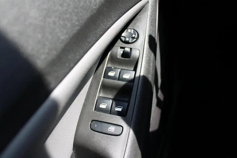Opel Crossland X 1.2 Turbo Innovation , Automaat en HOGE INSTAP! afbeelding 24