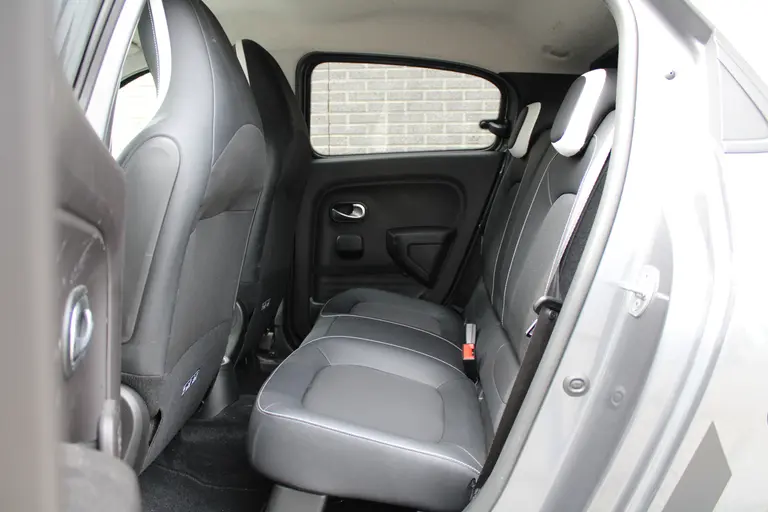 Renault Twingo Z.E. R80 E-Tech Série Limitée Urban Night 22 kWh 82pk, Automaat, Airco, Navigatie, Applecarpl./Andr. Auto afbeelding 10