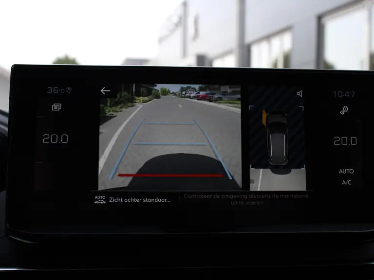 Peugeot 3008 GT 1.2 PureTech 130PK EAT8 Automaat Navigatie, Keyless, Achteruitrijcamera, Elektrische Achterklep, Apple Carplay, Android Auto afbeelding 30