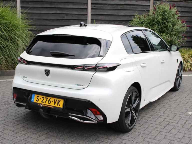 Peugeot 308 GT Pack Business 1.6 HYbrid 180PK EAT8 Automaat ,Leder, Panoramadak, Navigatie, Rondomzichtcamera, Keyless, Stuurwielverwarming afbeelding 10