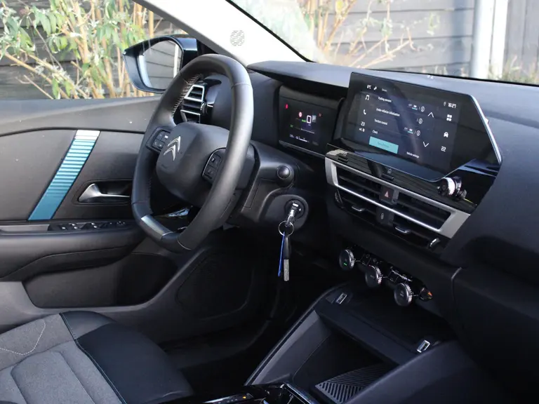 Citroën Ë-C4 Feel 50 kWh 136PK inclusief batterijtest Achteruitrijcamera, Cruise Control, Parkeersensoren Achter, Led Koplampen, Lichtmetalen Velgen afbeelding 13