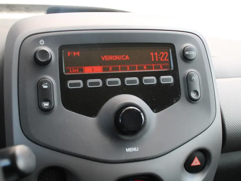 Peugeot 108 1.0 e-VTi 73PK Active 5DRS Airco, Getinte ramen, Centrale deurvergrendeling afbeelding 18
