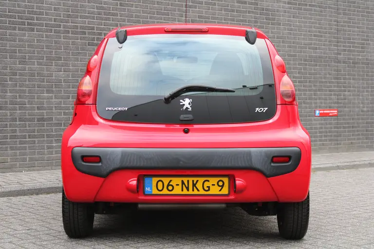 Peugeot 107 1.0-12V XS Radio, Airco, Elektr. Ramen, Toerenteller, 29.000 km! afbeelding 7