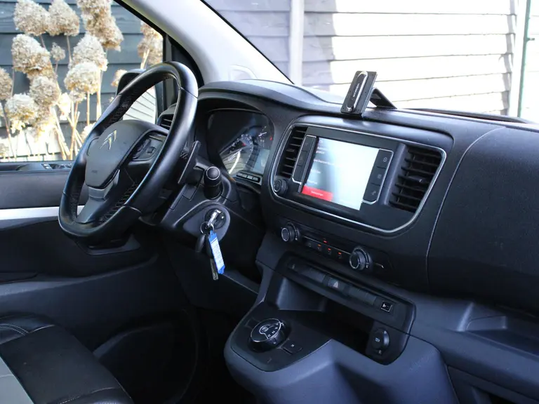 Citroën Jumpy XL Club DubbelCabine/DC 2.0 BlueHDI 180PK EAT6 Leder, Achteruitrijcamera, Trekhaak, Bluetooth, Xenon, Stoelverwarming afbeelding 15