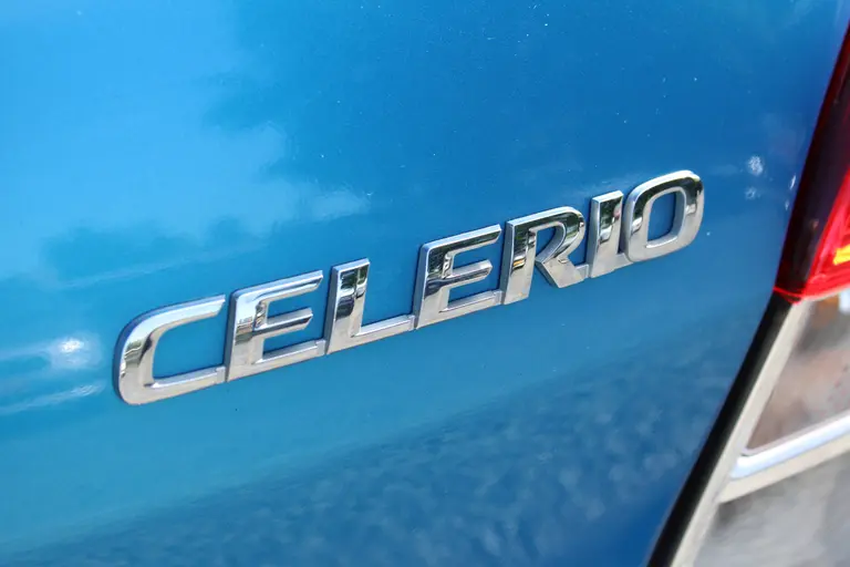 Suzuki Celerio 1.0 Comfort, Dealer onderhouden Airco en Bluetooth afbeelding 28