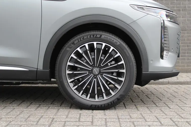 Omoda 9 SHS PHEV Premium 34,46 kWh Super Hybrid System, 20"LM velgen, Elek.schuif/kanteldak, Camera voor/achter, 1.500 kg trekgewicht afbeelding 41