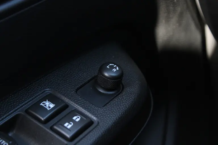 Suzuki Ignis 1.2 Smart Hybrid Select Stoelverwarming, Achteruitrijcamera, Airco, Verwarmde Buitenspiegels, Bluetooth afbeelding 34