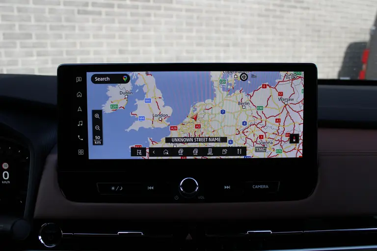 Mitsubishi Outlander 2.4 PHEV Instyle+ Lederen interieur, Elek.glazen panoramadak, Massage stoelen, 20" LM velgen, afbeelding 29
