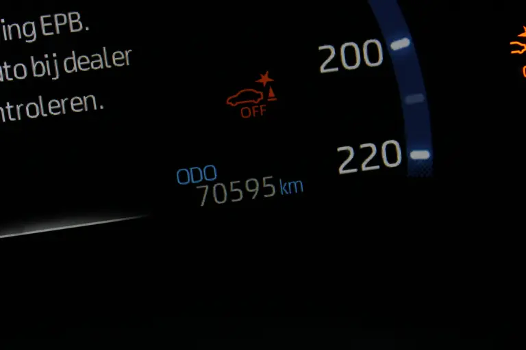 Toyota Yaris Cross 1.5 Hybrid Adventure Trekhaak, JBL Audio, Head-up Display, Elektrische Achterklep, Stuur- en Stoelverwarming afbeelding 32