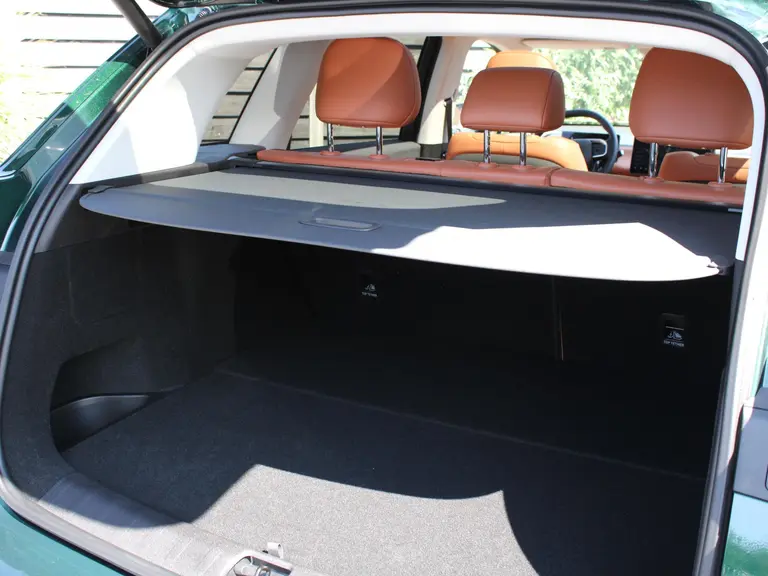 Leapmotor C10 REEV Design 28.4 kWh 215PK Automaat Camera systeem rondom, Stoelverwarming/koeling, Panoramadak, Navigatie afbeelding 12