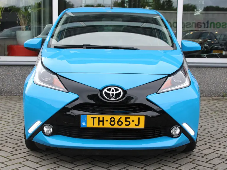 Toyota Aygo 1.0 VVT-i x-nav Achteruitrijcamera, Navigatie, Airco, Bluetooth afbeelding 10