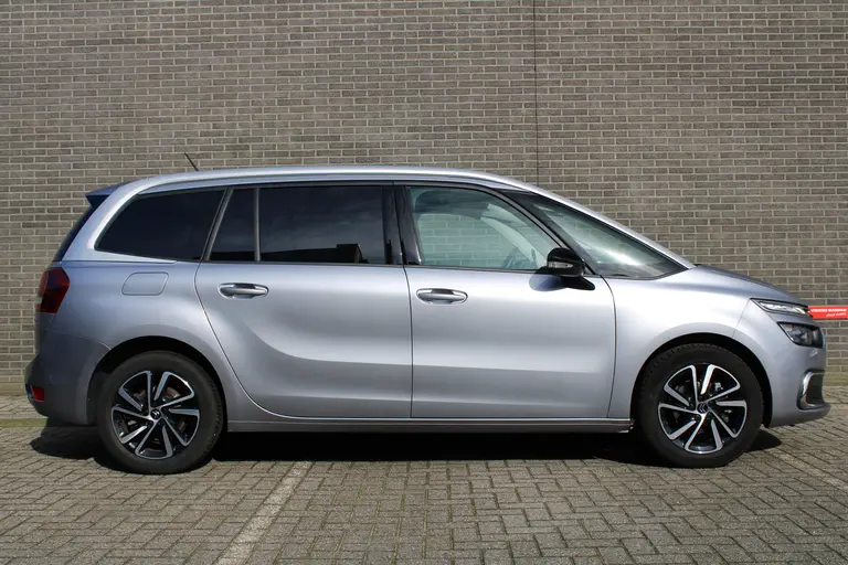 Citroën Grand C4 Spacetourer 1.2 PureTech Shine Automaat 7 zits Cruise/Climate control, Navigatie, Apple Carplay/Android auto,  Audio/DAB, Keyless entry/Start afbeelding 3