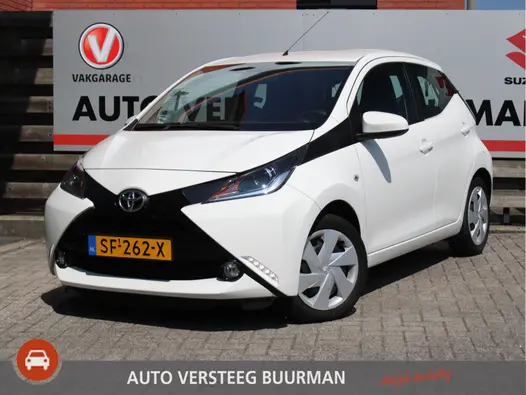 Toyota Aygo 1.0 VVT-i x-play Achteruitrijcamera, Bluetooth, Airco, Apple Carplay/Android Auto