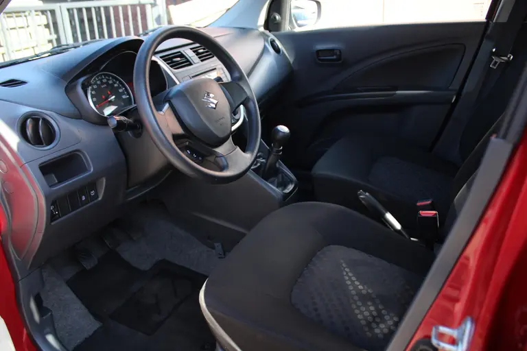 Suzuki Celerio 1.0 Comfort 68PK Airco, Bluetooth, LED Dagrijverlichting, Elektrische Ramen Voor afbeelding 16