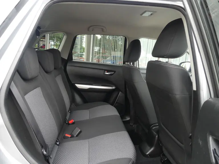 Suzuki Vitara 1.6 Exclusive All Season banden, Dealer O.H., Cruise control afbeelding 26