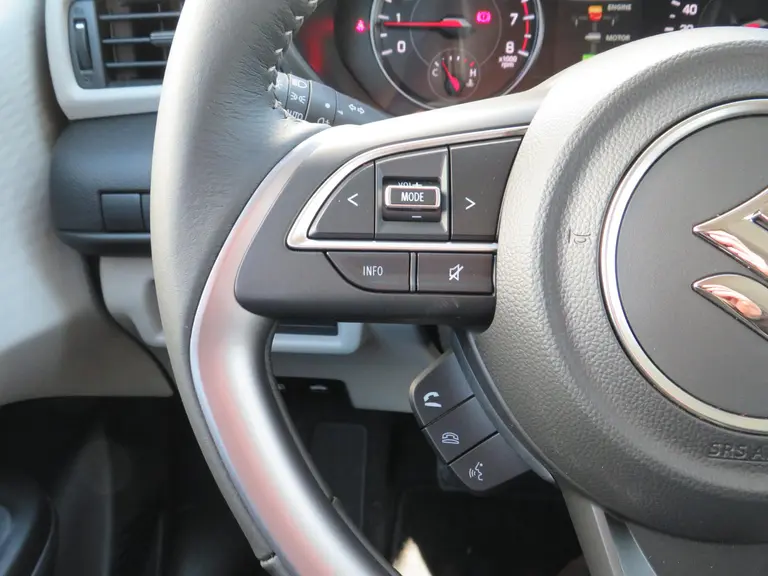 Suzuki Swift 1.2 Select Smart Hybrid, SPECIALE JUBILEUM 17 inch velgen, Striping pakket en Shark Fin Antenne afbeelding 24