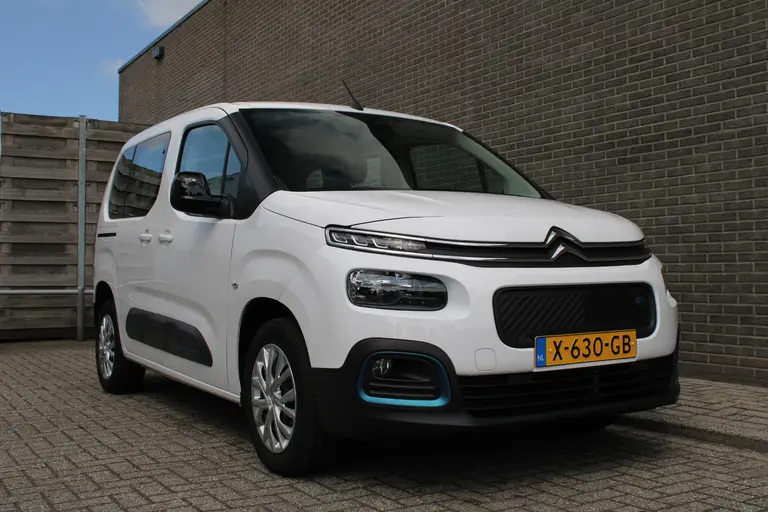 Citroën E-Berlingo Feel 50 kWh Airco, Cruise controle, Apple carplay/Android auto, Schuifdeur L+R, Camera, Bluetooth, afbeelding 33