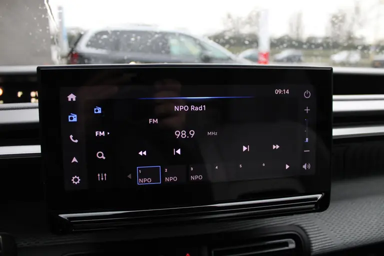 Citroën C3 1.2 Turbo Max Cruise/Climate control, Navigatie, Apple carplay/Android auto, 17'LM velgen, Camera € 499,- private lease afbeelding 18