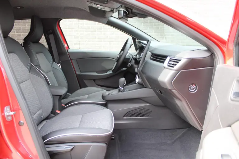 Mitsubishi Colt 1.6 HEV First Edition Automaat, Cruise/Climate control, Applecar./Andr. auto, Camera, 17"LM Velgen afbeelding 24