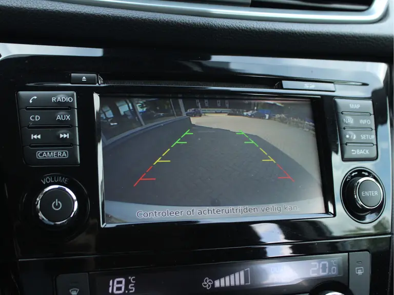 Nissan QASHQAI 1.2 N-Connecta Automaat Trekhaak, Panoramadak, Cruise en Climate Control, Achteruitrijcamera afbeelding 26