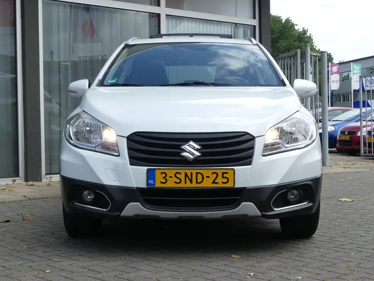 Suzuki S-Cross 1.6 Exclusive Automaat Trekhaak, schuif/kantel dak, Cruise control, Bluetooth afbeelding 6