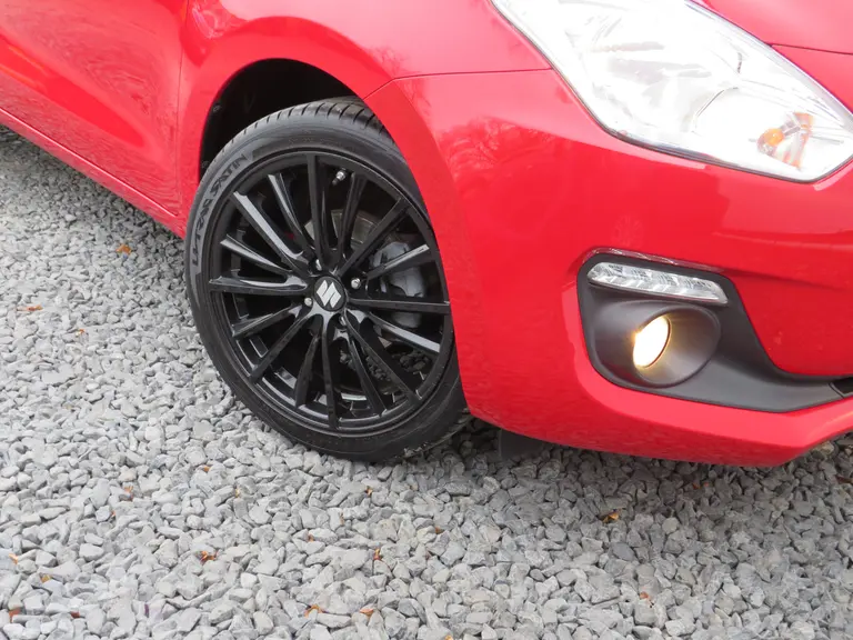 Suzuki Swift 1.2 Select, 17 inch LM-Velgen, Camera, Dealer onderhouden met Applecarplay/Androidauto afbeelding 6
