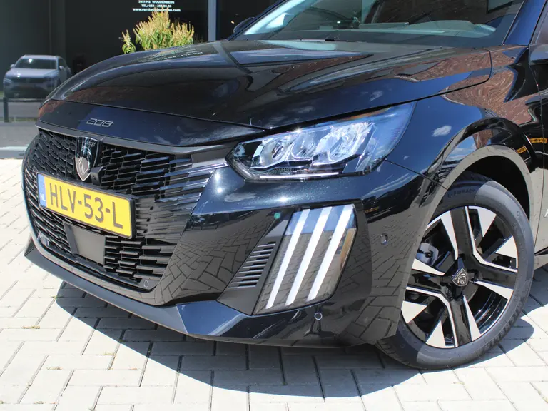 Peugeot 208 1.2 Hybrid 110PK e-DCS6 Allure Navigatie, 360 camera, Lichtmetalen velgen, Parkeerhulp voor & achter, Cruise Control afbeelding 2