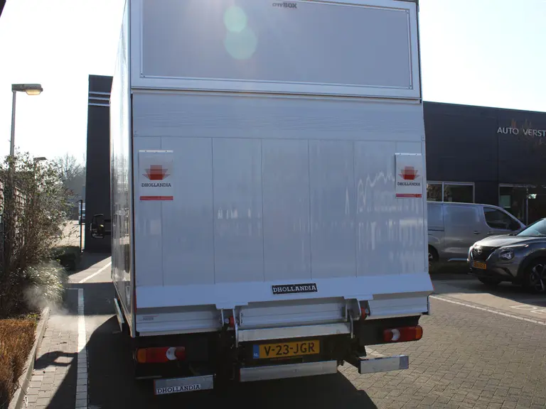 Peugeot Boxer 2.2 BlueHDi 140PK Automaat L3 3.5t Citybox Bakwagen/Laadbak/Citybox Navigatie, LED Koplampen, Laadklep, Draadloze Telefoonlader, Camera Achter afbeelding 8