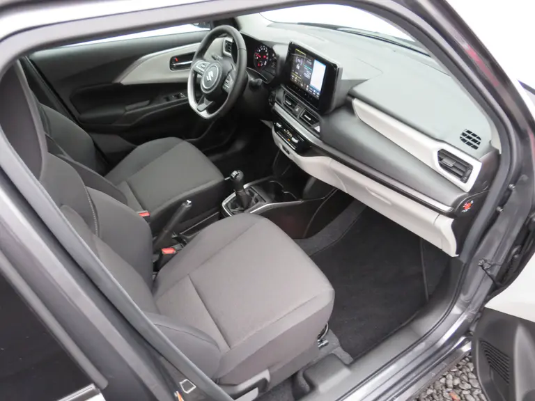 Suzuki Swift 1.2 Style Smart Hybrid, NIEUW 6 JAAR GARANTIE! Bodykit en Stootlijsten in Piano Black afbeelding 10