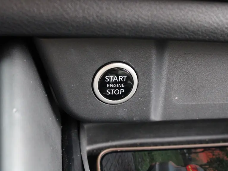 Nissan QASHQAI N-Style 1.3 MHEV 158PK Xtronic Automaat Navigatie, Rondomzichtcamera, Adaptieve Cruise Control, Climate Control, Apple Carplay, Android Auto afbeelding 30
