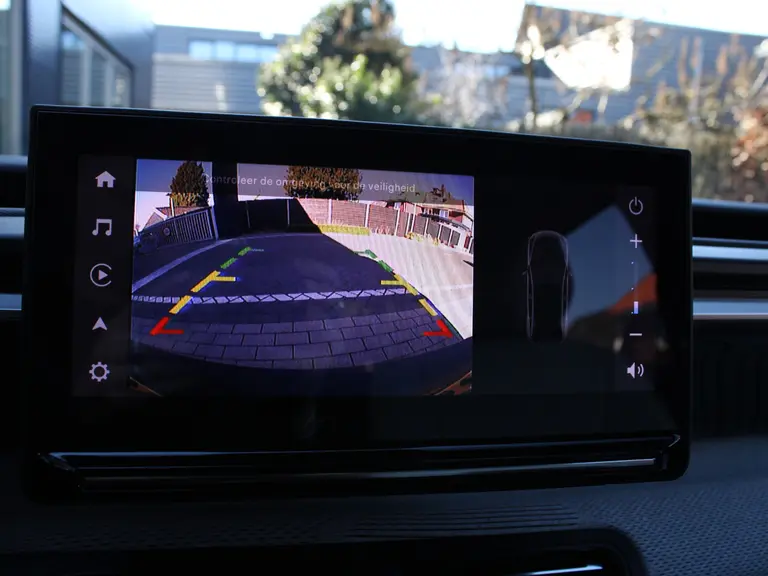 Citroën C3 1.2 100PK Turbo Max Navigatie, Achteruitrijcamera, Climate Control, Cruise Control, Apple Carplay, Android Auto afbeelding 25