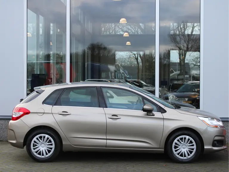 Citroën C4 1.6 VTi Tendance Automaat Trekhaak, Cruise en Climate Control, Dimmende Binnenspiegel afbeelding 14