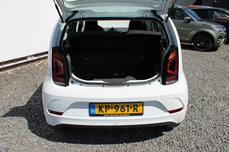 Volkswagen up! 1.0 BMT high up! Bluetooth, Parkeersensoren, LM-Velgen en Keurig onderhouden! afbeelding 11