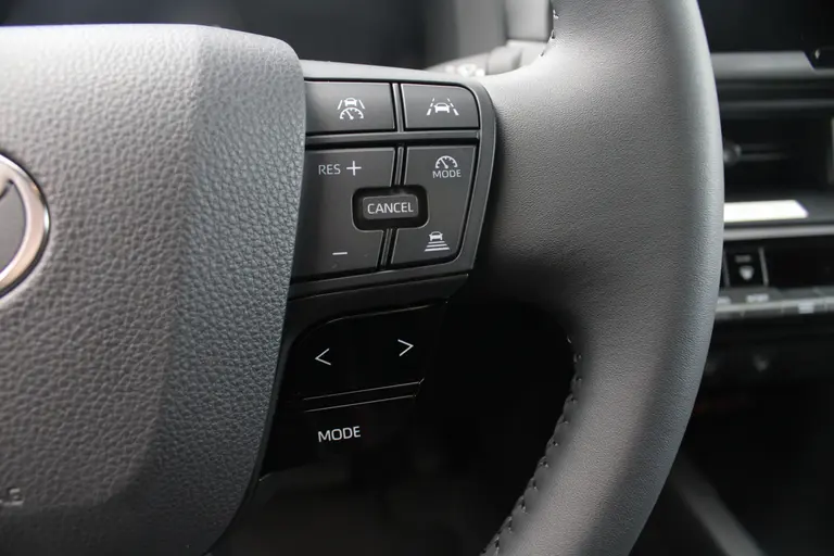 Toyota C-HR 1.8 Hybrid 140 First Edition Automaat 360° Camera, Elektrische Achterklep, Draadloze Carplay\Android Auto, Keyless Go afbeelding 39
