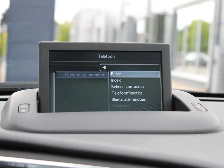Peugeot 3008 Style 1.2 PureTech 130PK Trekhaak, Navigatie, Parkeersensoren, Cruise Control, Climate Control afbeelding 27