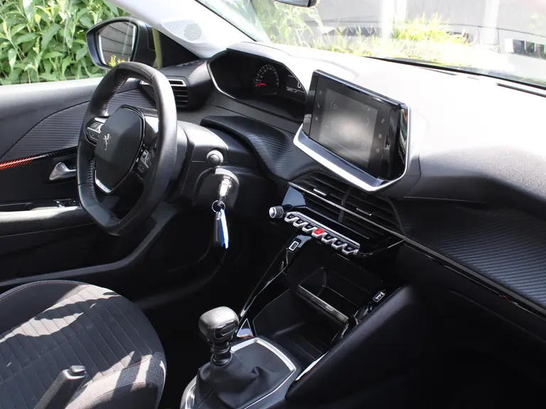 Peugeot 208 Active 1.2 PureTech 100PK Parkeersensoren, Navigatie, Airco, Apple Carplay, Android Auto afbeelding 12