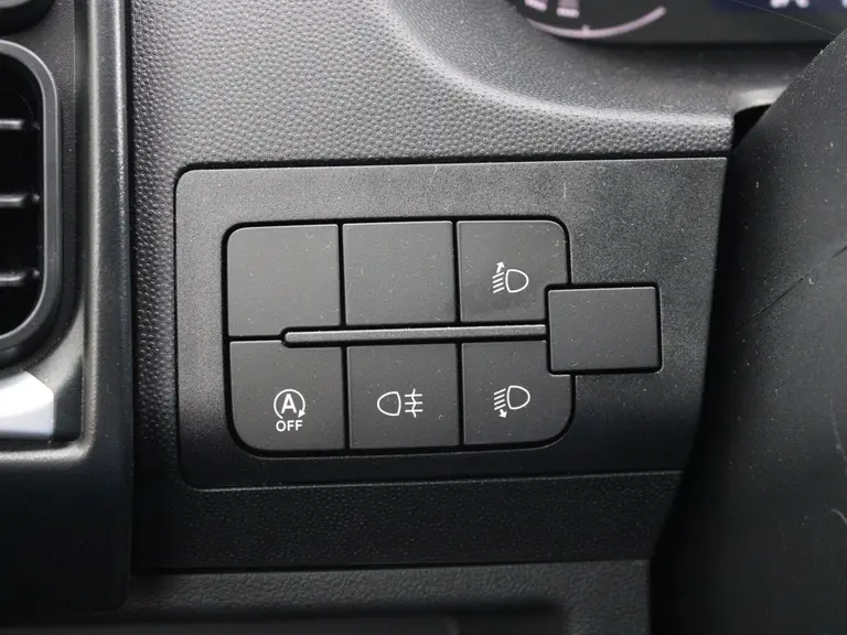 Citroën Jumper 2.2 BlueHDi 140PK L2H2 3.5t EAT8 Automaat Navigatie, Achteruitrijcamera, Trekhaak, Climate Control, Apple Carplay, Android Auto afbeelding 17