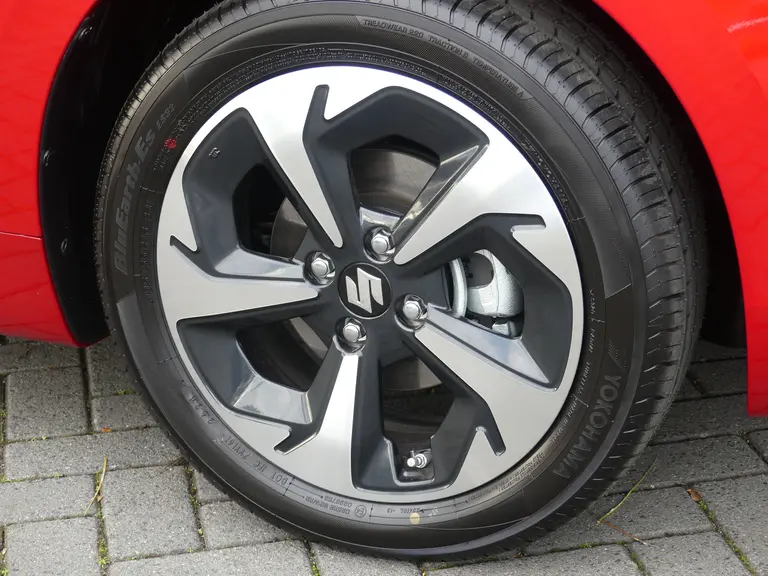 Suzuki Swift 1.2 Style Smart Hybrid 16'' gepolijste wielen, Climate Control, Navigatie afbeelding 23
